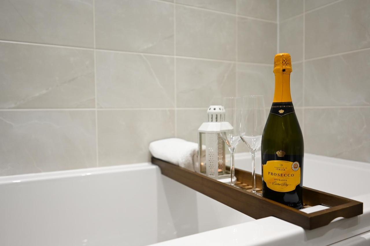 Apartamento Luxury 4 Bed House With Gated Parking In The Heart Of Birmingham! Exterior foto